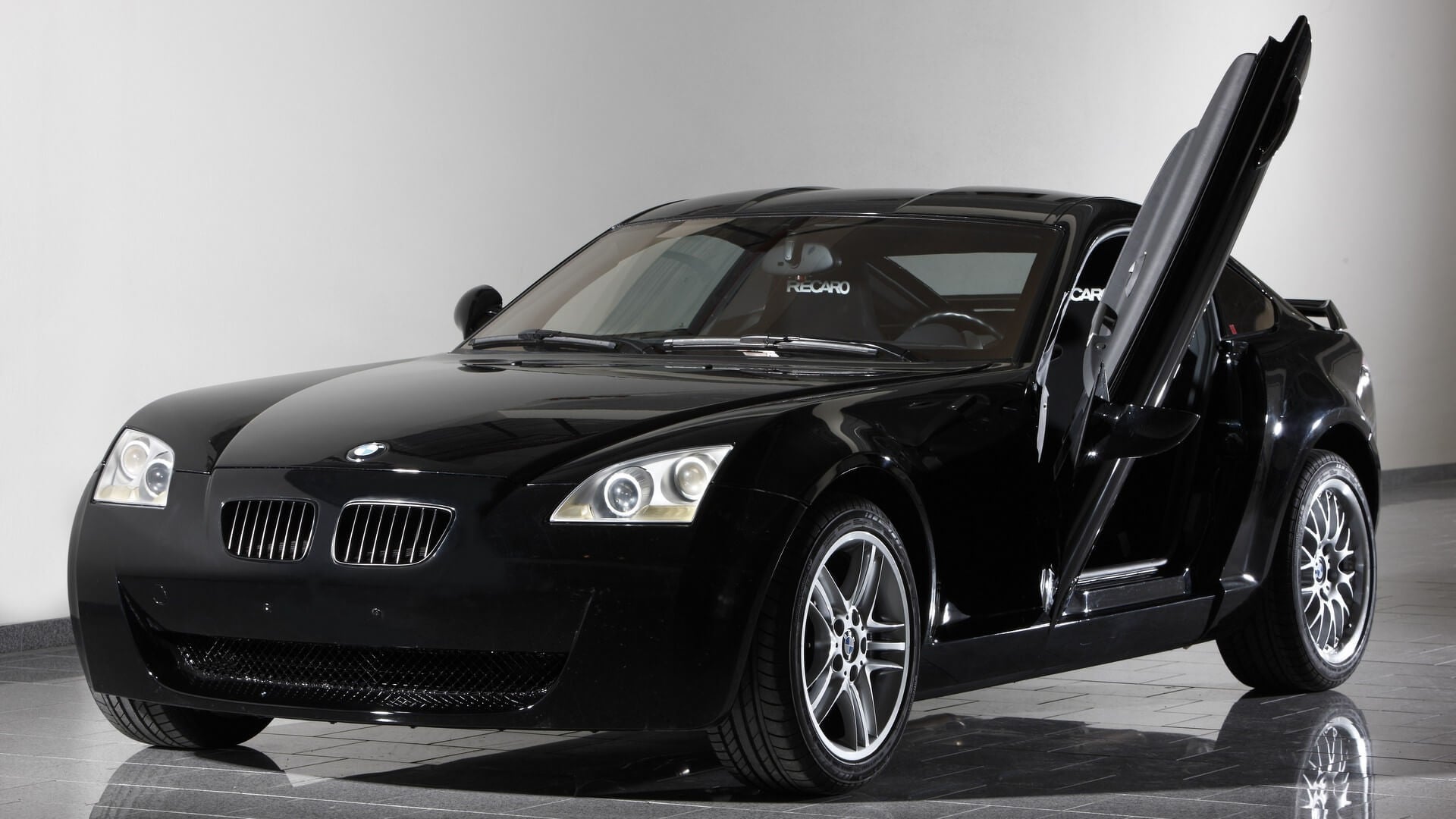 Z29 BMW Z29: Carbon Experimentation in a Strange Package – STA Industries
